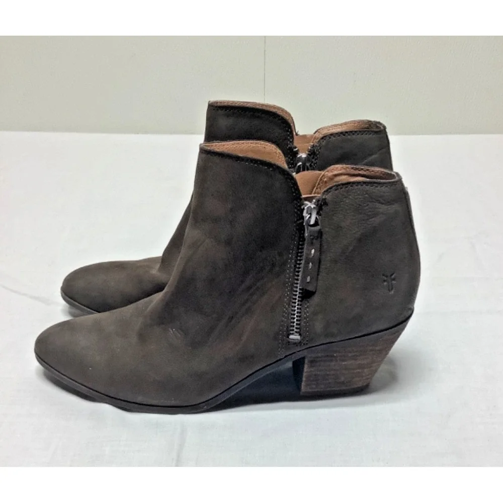 Frye Boots Womens 9 M Judith Ankle Booties Brown Leather Block Heels Zipper